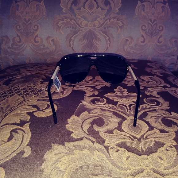 NWT Gucci Aviator Sunglasses SOLD OUT! - Picture 5 of 7